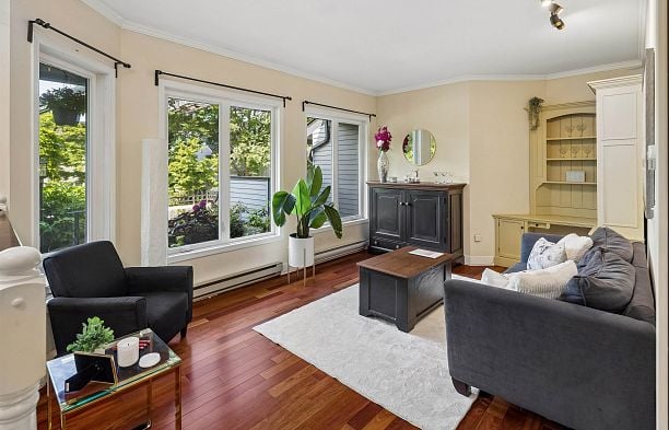 3 1620 Balsam Street Kitsilano