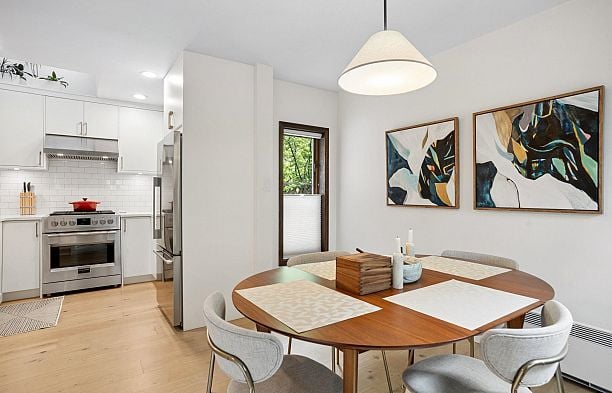 2421 Trafalgar Street Kitsilano
