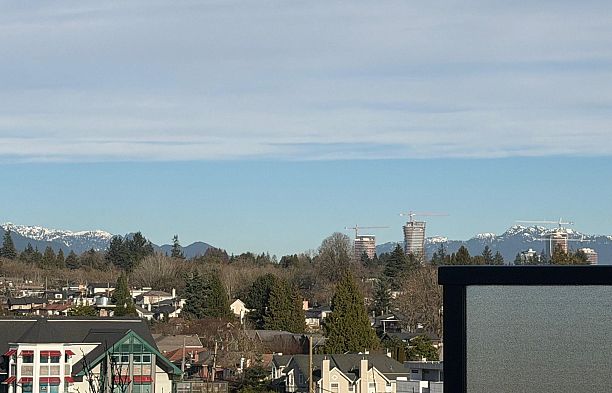 803 8555 Granville Street S.W. Marine