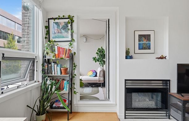 303 1888 York Avenue Kitsilano