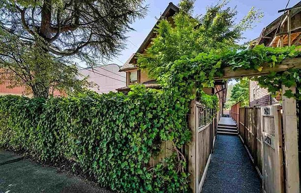 2421 Trafalgar Street Kitsilano