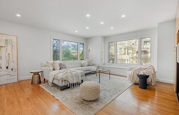 1973 Stephens Street Kitsilano
