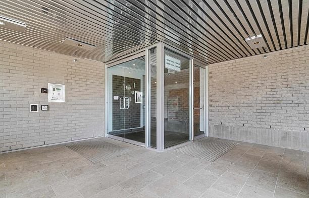 303 1888 York Avenue Kitsilano