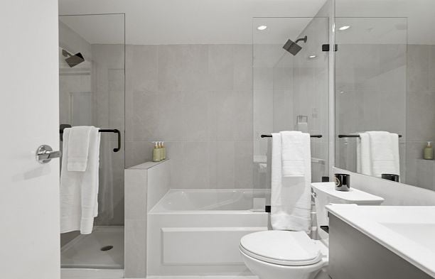 303 1888 York Avenue Kitsilano