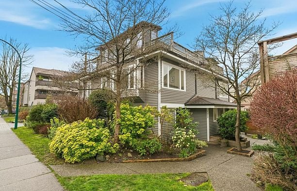 1973 Stephens Street Kitsilano