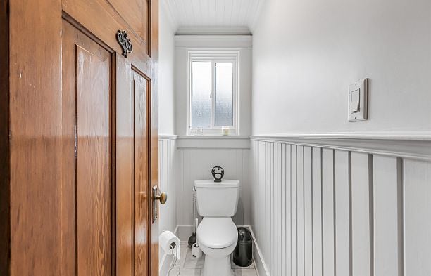 3732 W 2nd Avenue Point Grey
