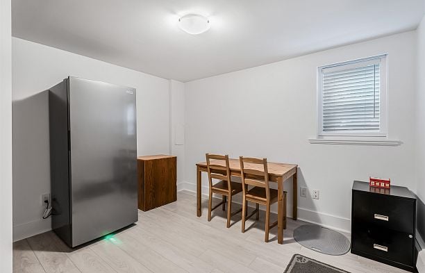 3732 W 2nd Avenue Point Grey