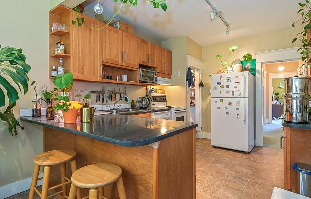 3422 - 3424 W 2nd Avenue Kitsilano