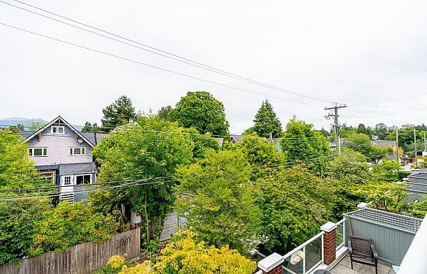 306 2929 W 4th Avenue Kitsilano