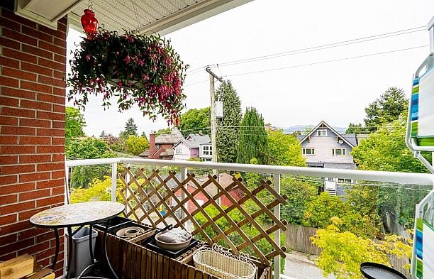 306 2929 W 4th Avenue Kitsilano