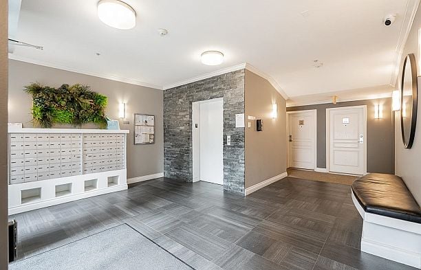 306 2929 W 4th Avenue Kitsilano