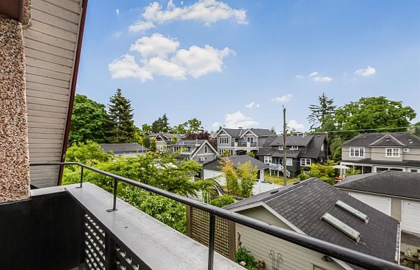 3732 W 2nd Avenue Point Grey