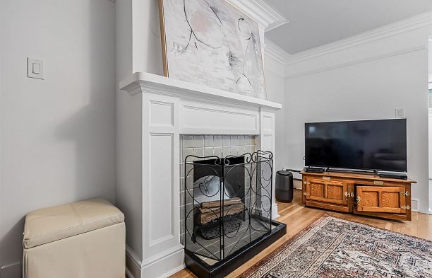 3732 W 2nd Avenue Point Grey