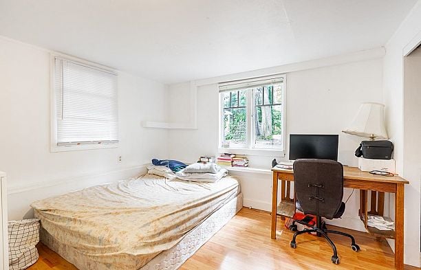 4413 W 13 Avenue Point Grey