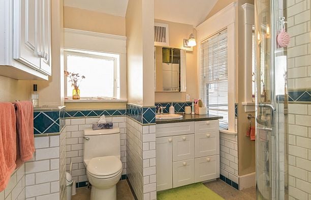 3422 - 3424 W 2nd Avenue Kitsilano