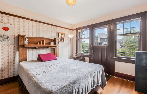 3732 W 2nd Avenue Point Grey