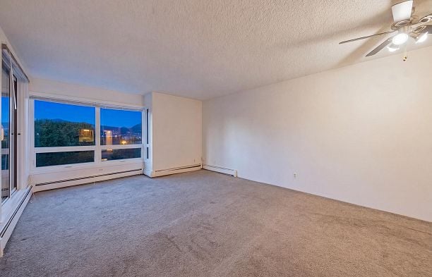 207 3663 W 16 Avenue Point Grey