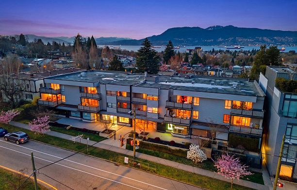 207 3663 W 16 Avenue Point Grey