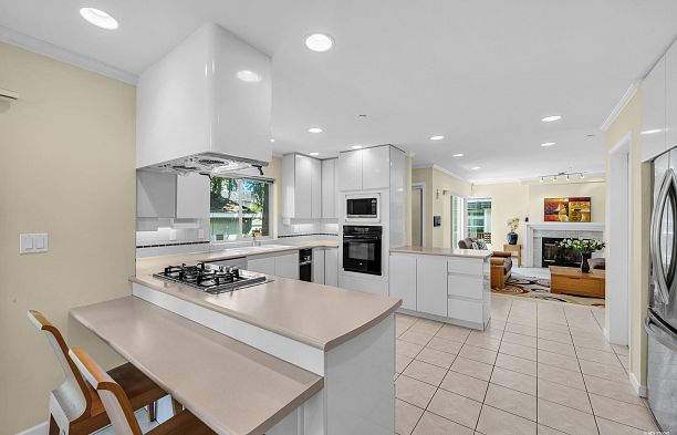 3091 W 38th Avenue Kerrisdale