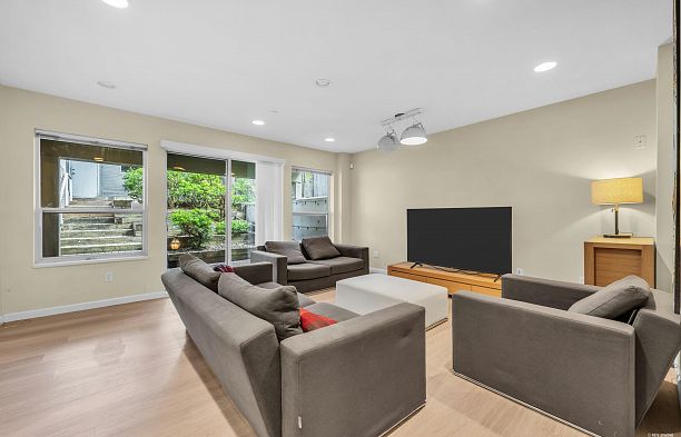 3091 W 38th Avenue Kerrisdale