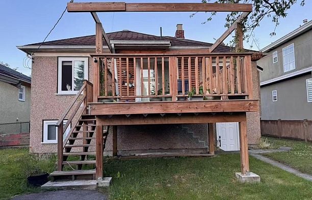 6457 Ontario Street Oakridge VW