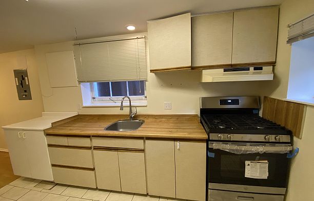 Basement-3750 W 11TH AVENUE, Vancouver BC V6R 2K6 Point Grey