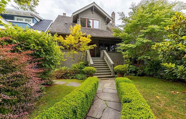 3738 W 24th Avenue Dunbar