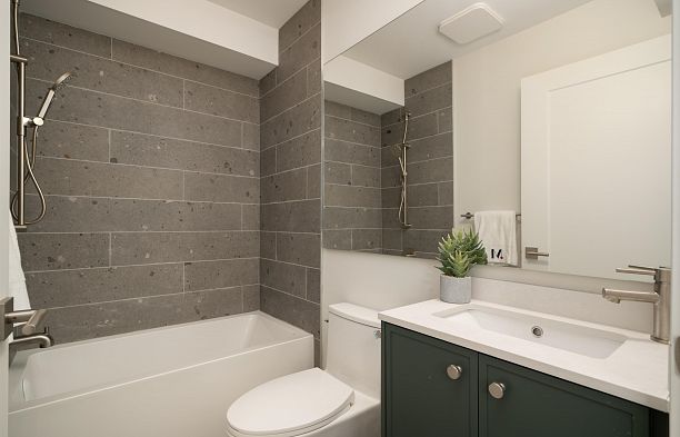 2 8508 East Boulevard S.W. Marine
