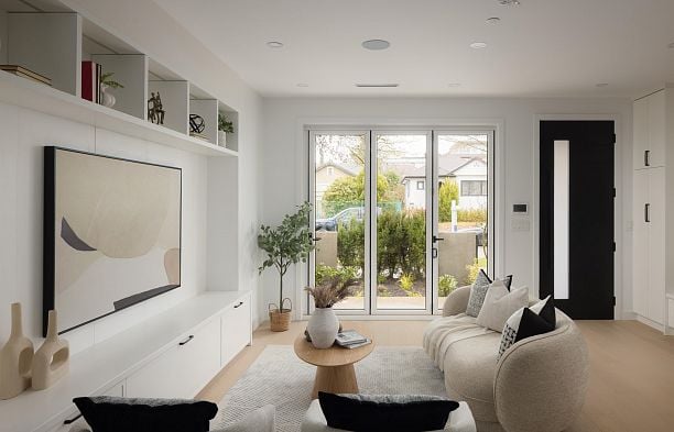 1 419 W 23rd Avenue Cambie