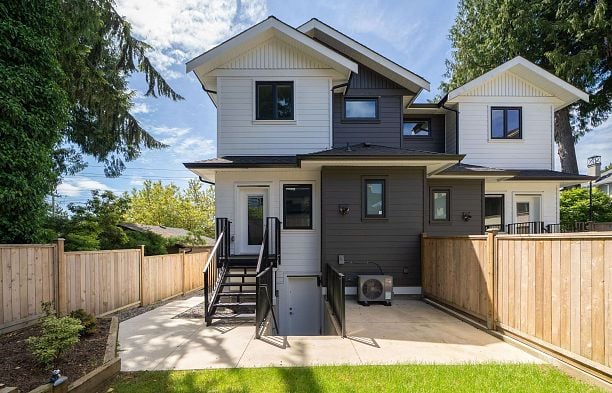 2 8508 East Boulevard S.W. Marine