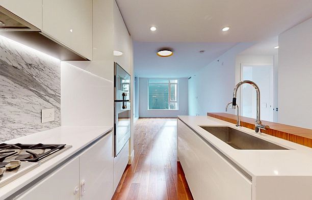 208 7428 Alberta Street South Cambie