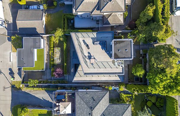 2863 W King Edward Avenue Arbutus