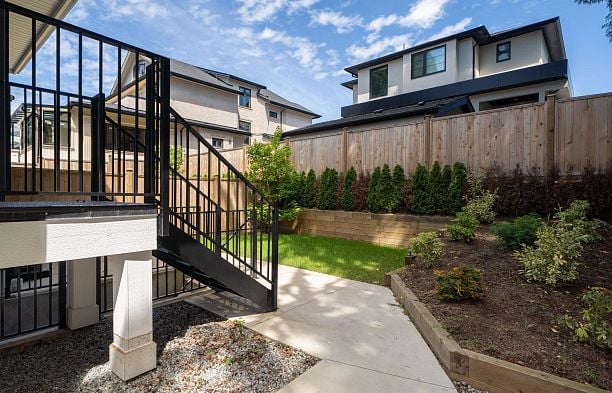 2 8508 East Boulevard S.W. Marine