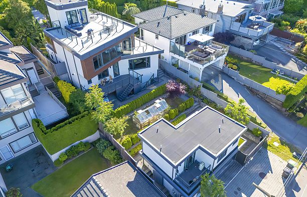 2863 W King Edward Avenue Arbutus