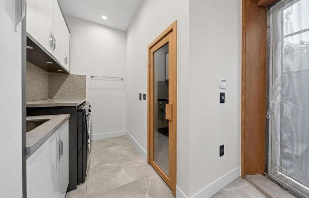 2863 W King Edward Avenue Arbutus