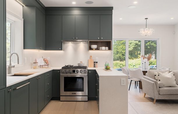 2 8508 East Boulevard S.W. Marine