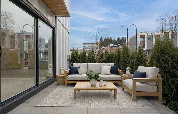 4817 Laurel Street Cambie