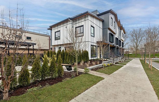 4817 Laurel Street Cambie