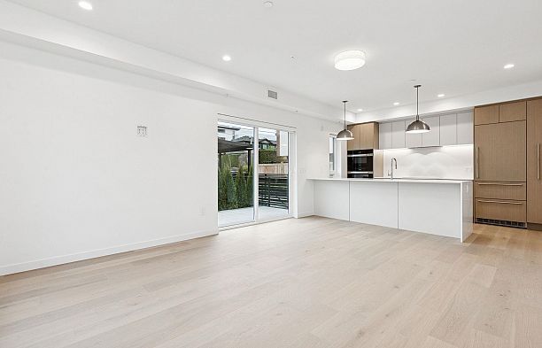 4817 Laurel Street Cambie