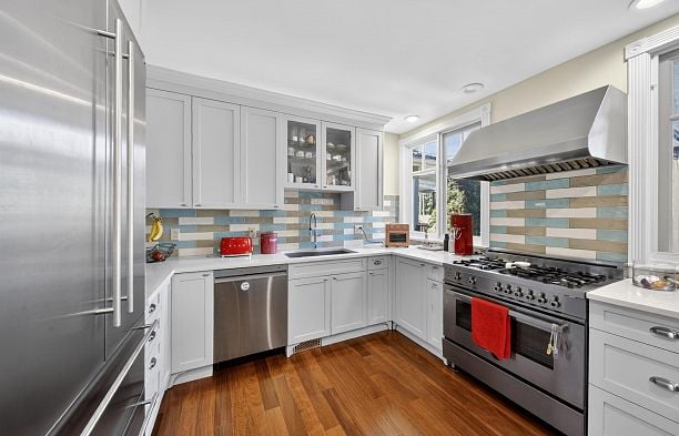 2953 W 35th Avenue MacKenzie Heights
