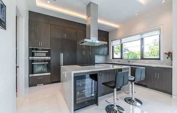 3011 W 27th Avenue MacKenzie Heights