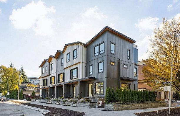 4805 Laurel Street Cambie