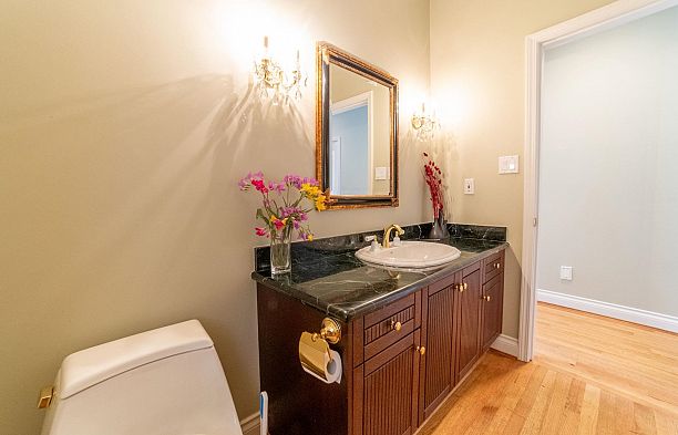 2849 W 35th Avenue MacKenzie Heights