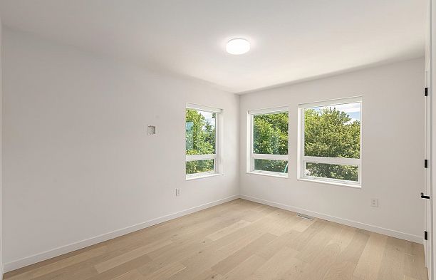 4803 Laurel Street Cambie