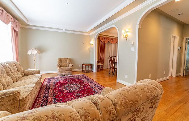 2849 W 35th Avenue MacKenzie Heights