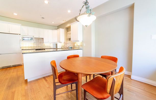 2849 W 35th Avenue MacKenzie Heights