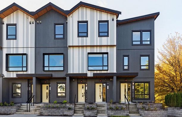 4805 Laurel Street Cambie