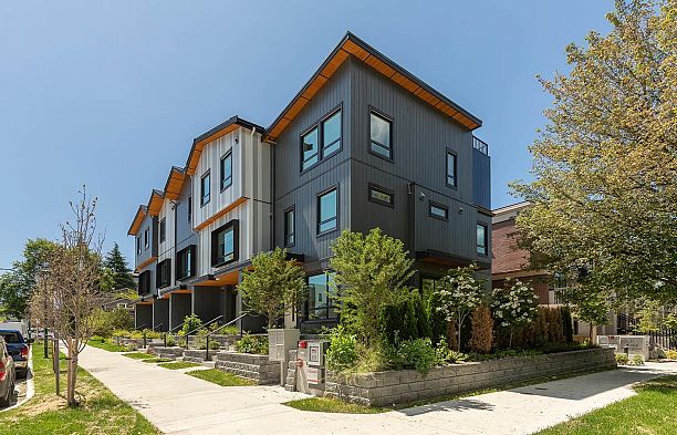 4803 Laurel Street Cambie