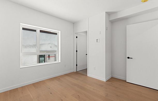 4805 Laurel Street Cambie