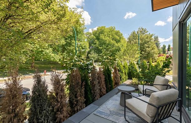 4803 Laurel Street Cambie